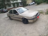 Opel Vectra A 1993 — фото 1 из 9