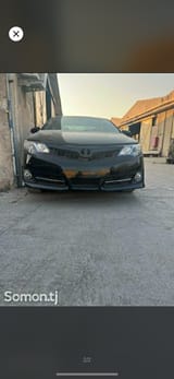 Крышка противотуманных фар от Toyota Camry 3 — фото 1 из 2