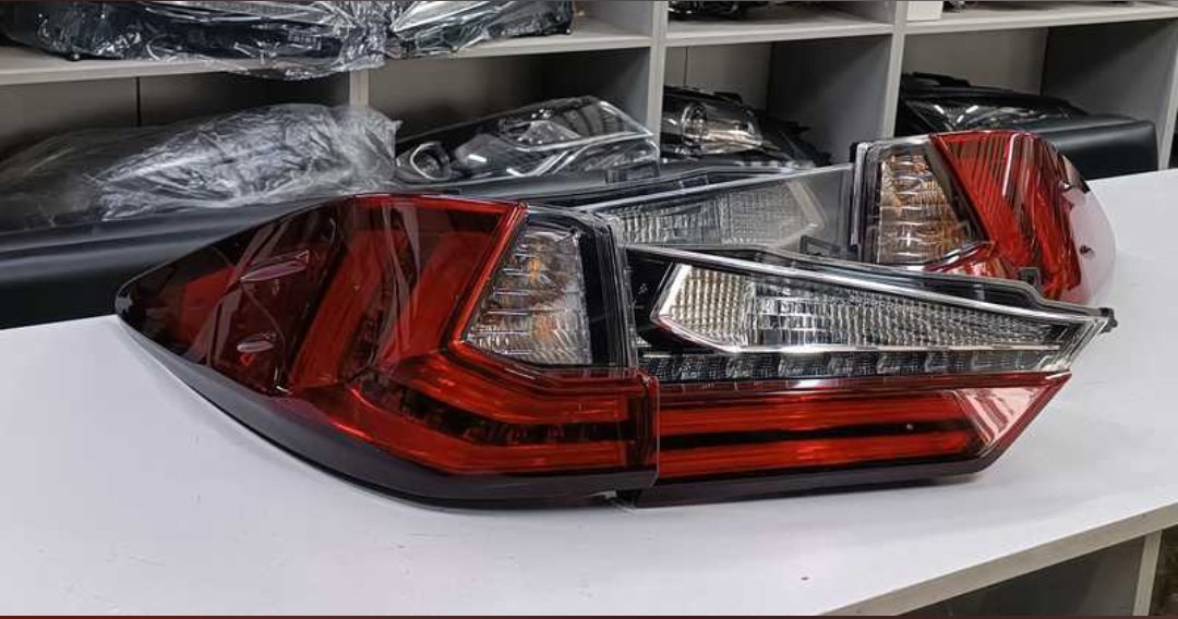 Фара на Lexus, Душанбе