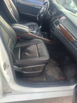 BMW X5 2011 — фото 7 из 8