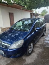 Opel Zafira 2009 — фото 3 из 8