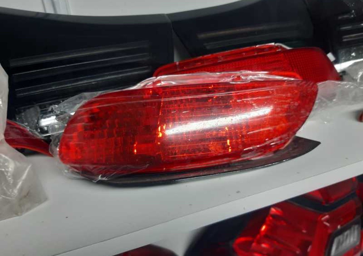 Катафот на заднего бампер Lexus RX, Душанбе