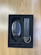 Металлический чехол для ключа автомобиля Mercedes Benz — фото 1 из 2
