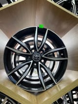 Диски литые R17 Toyota Sport-Style Black Machined — фото 1 из 2