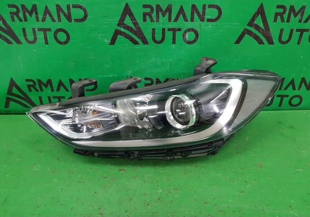 Фара от Hyundai Elantra 2015-2016 92101F2, Душанбе