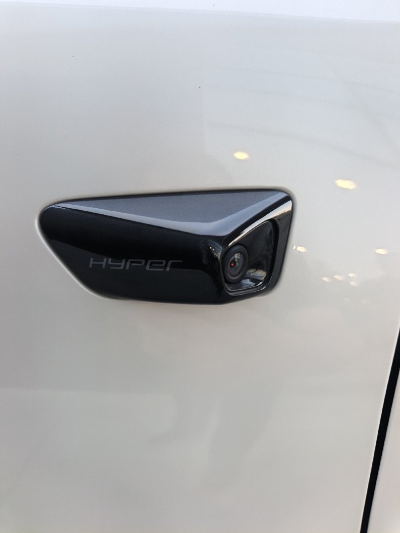 GAC Aion Hyper HT 2025 — фото 12 из 14
