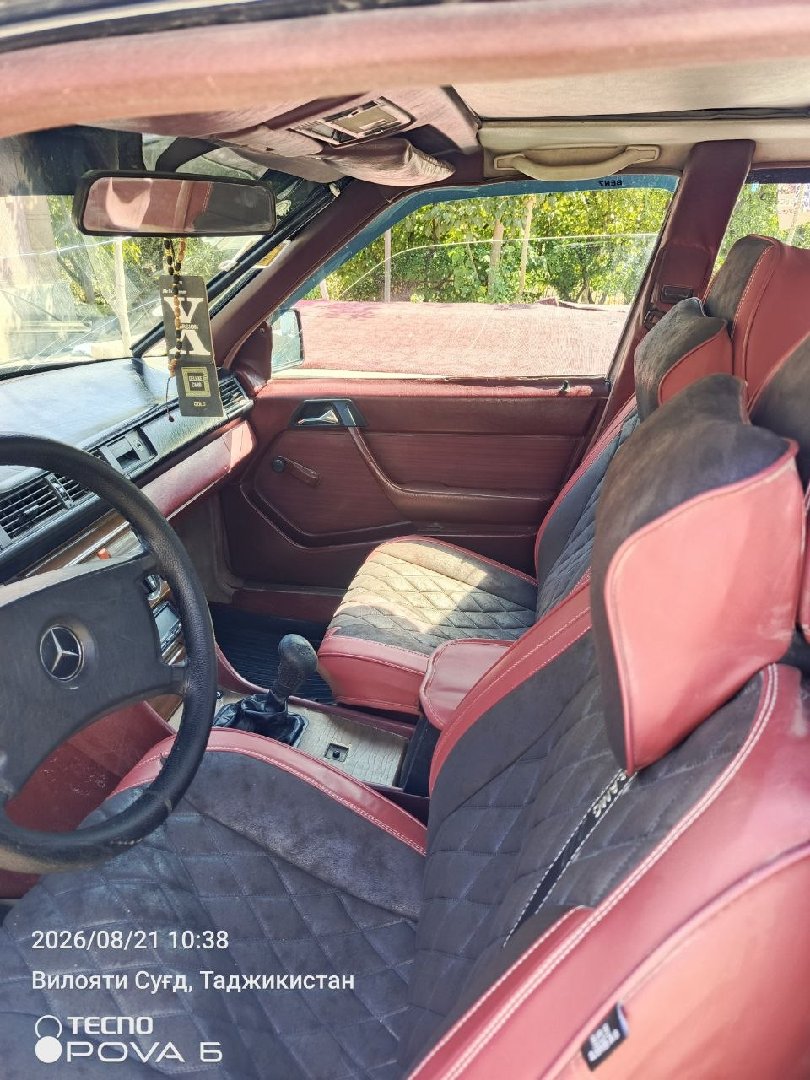 Mercedes-Benz W124, 1988, Худжанд