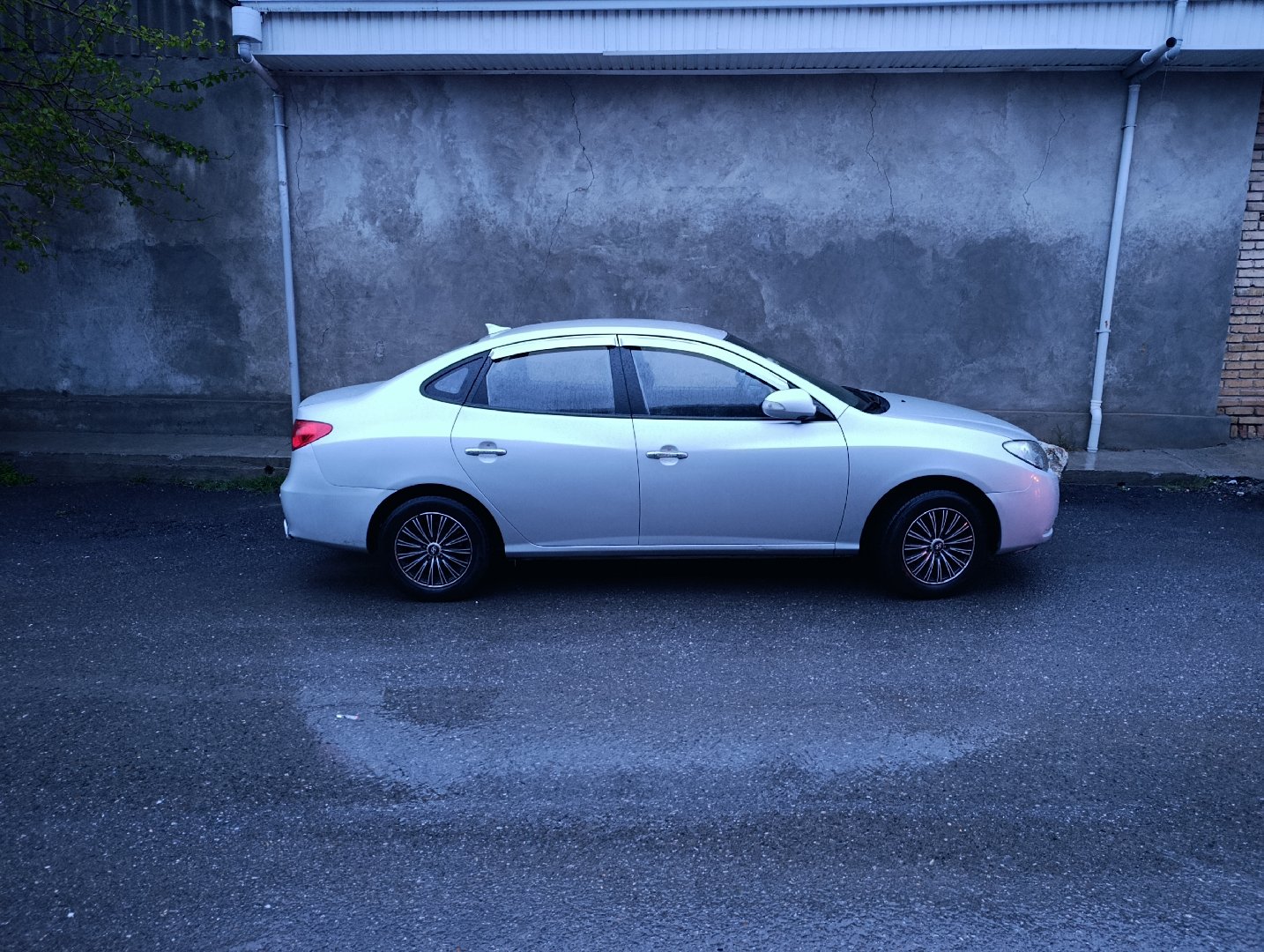 Hyundai Avante, 2010, Пенджикент