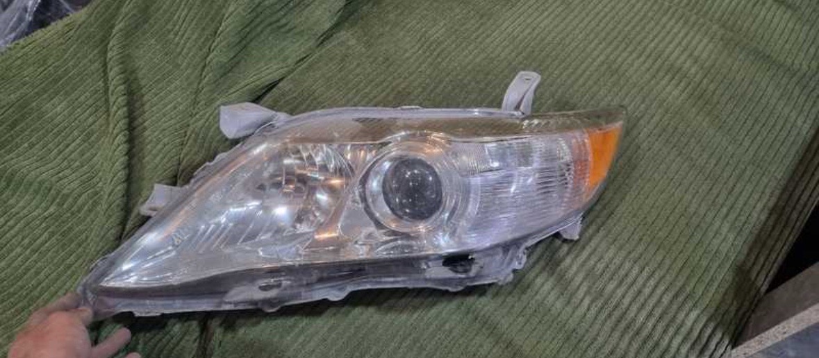 Передняя левая Фара от Toyota Camry 2, Душанбе