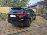Toyota Highlander 2018 — фото 4 из 11