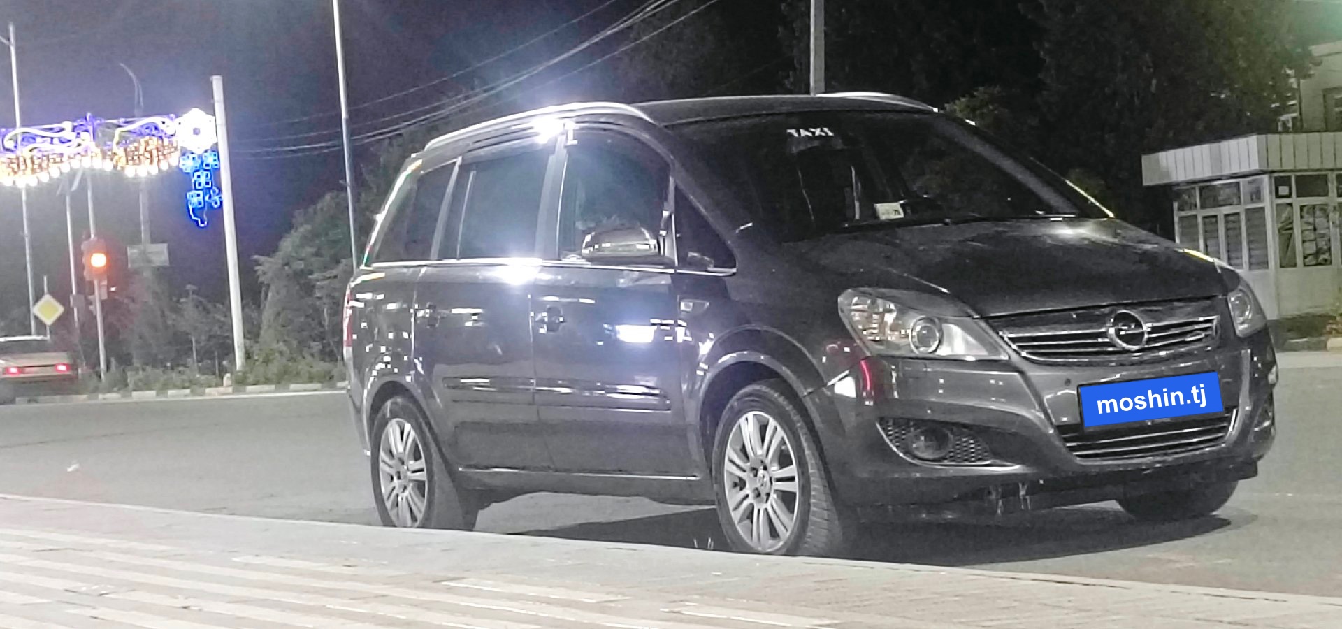 Opel Zafira, 2009, Пенджикент