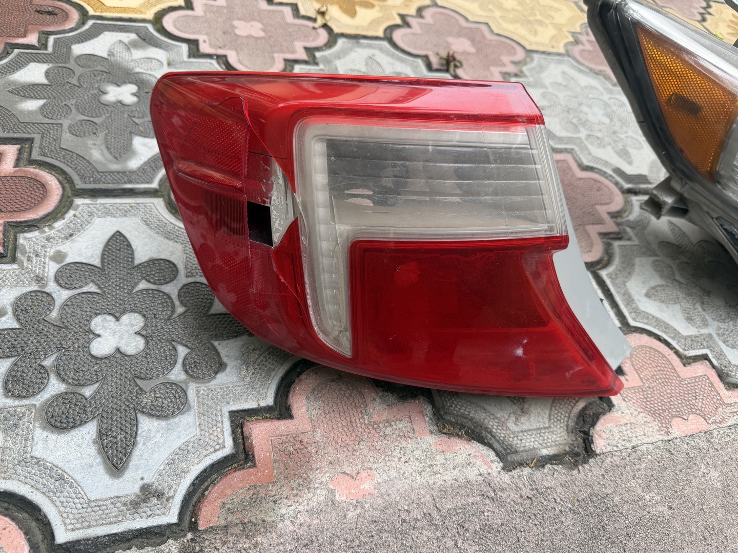 передние фары от Toyota Camry 3, Душанбе