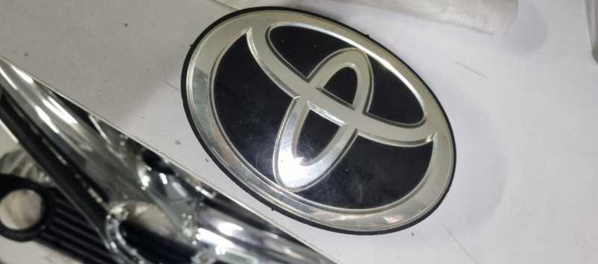 Передний стеклянный знак для Toyota Camry 2 V40, Душанбе
