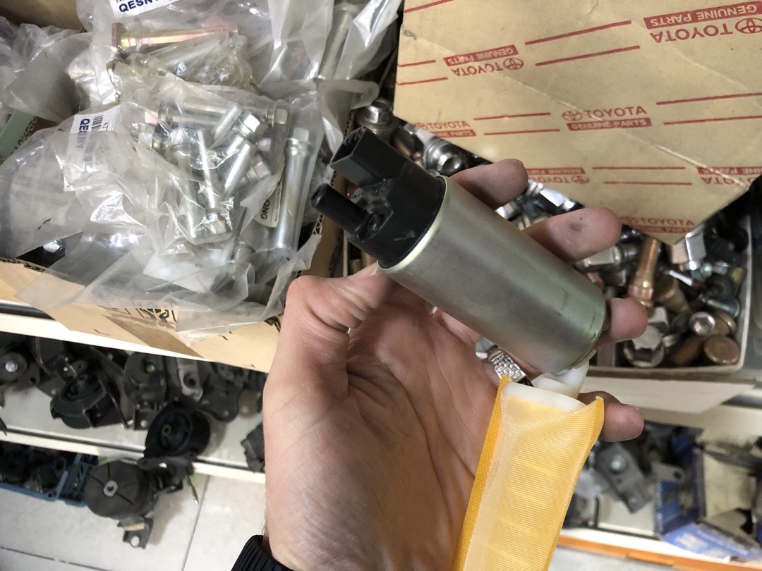БЕНЗИННАСОС TOYOTA 23220-74021, Душанбе
