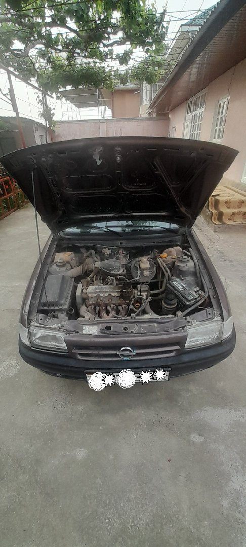 Opel Astra F, Бохтар