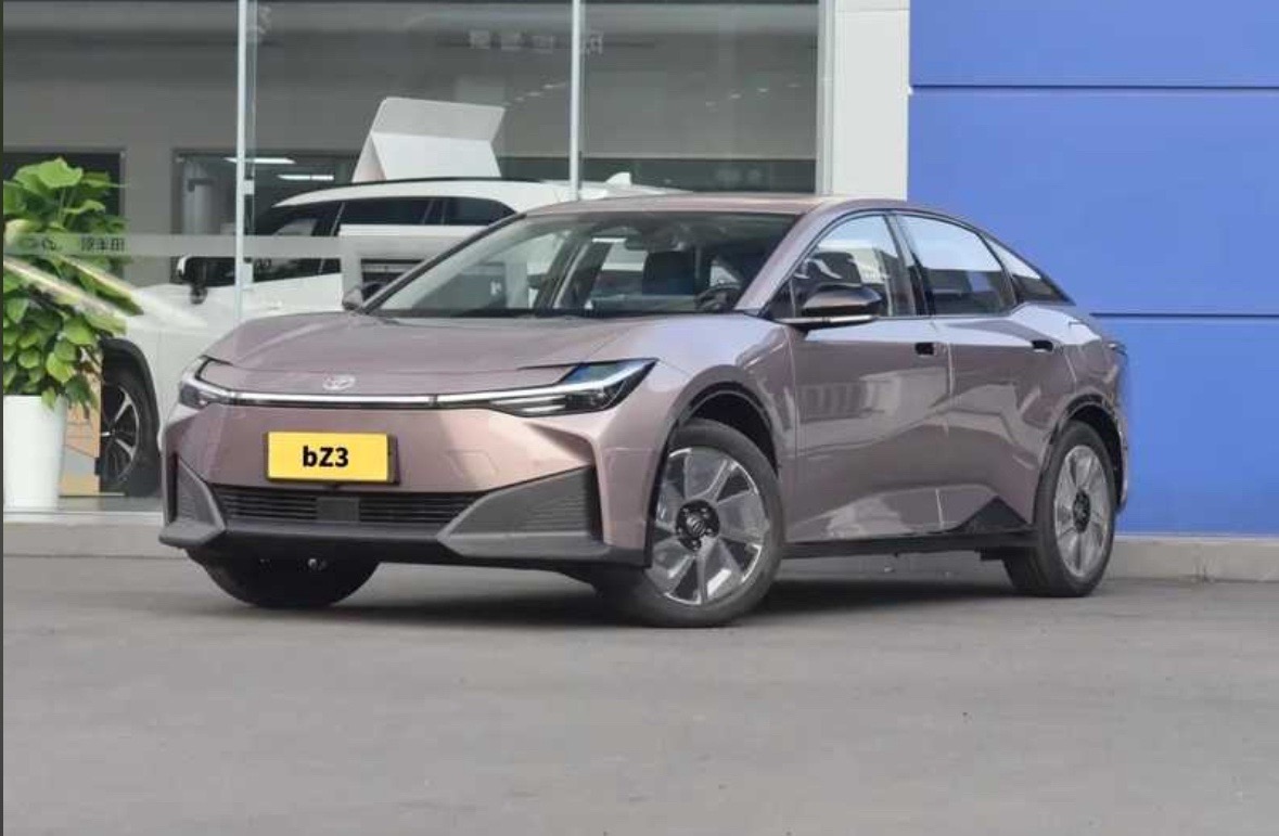 Задние тормозные колодки от Toyota BZ3, Душанбе