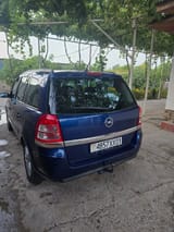 Opel Zafira 2009 — фото 5 из 8