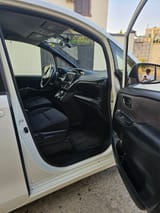 Toyota Voxy 2014 — фото 7 из 13