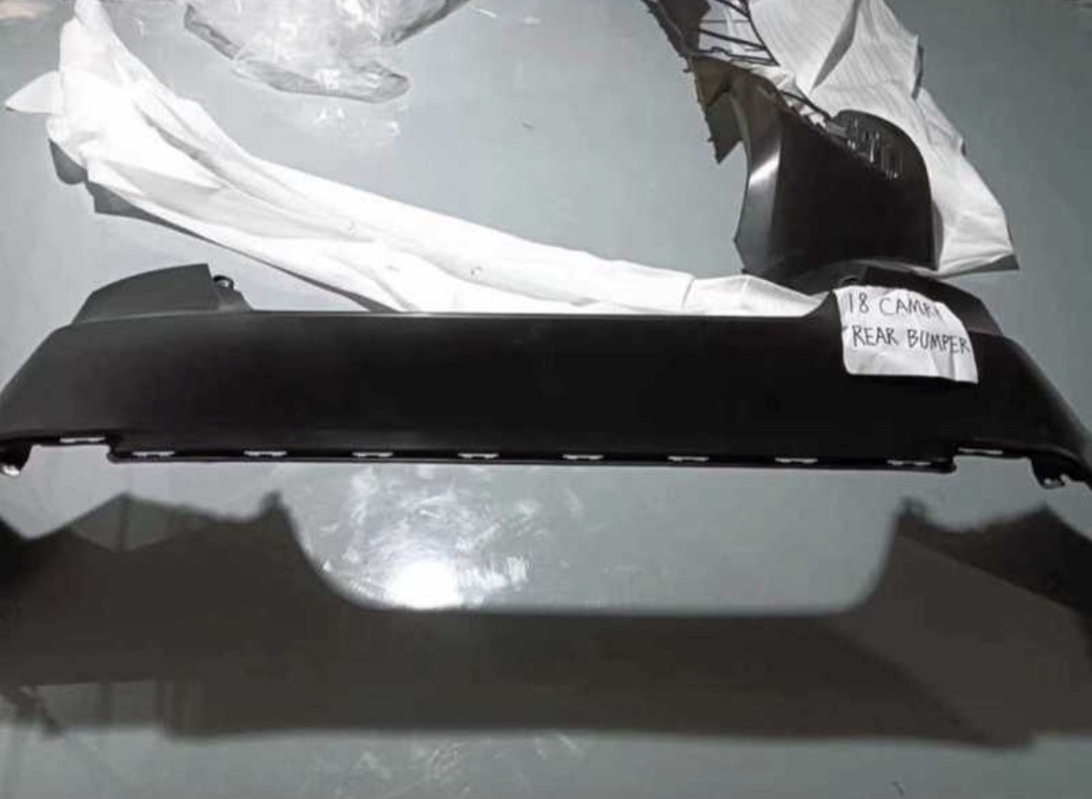 Задний бампер на Toyota Camry 6, Душанбе