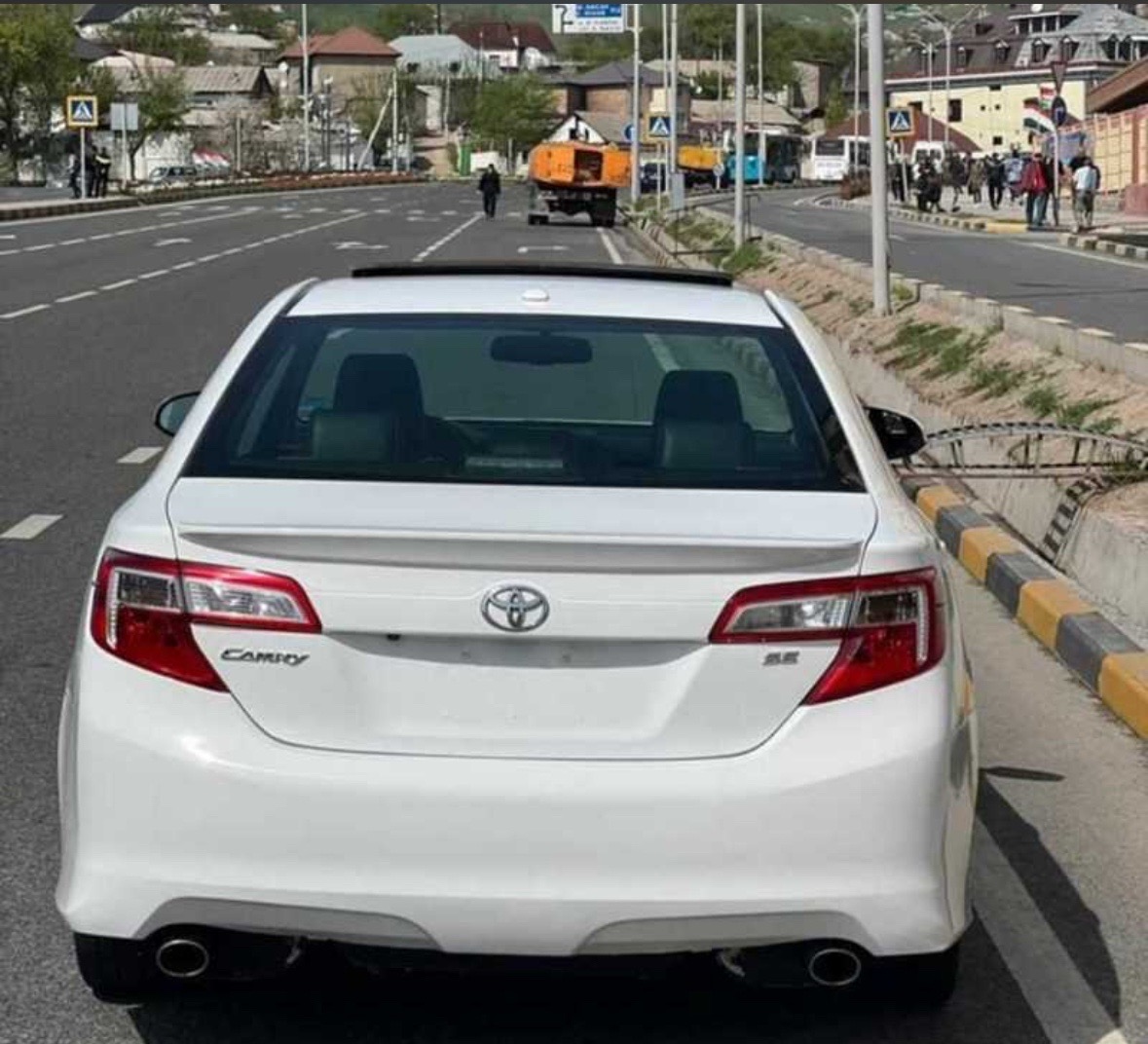Заднее стекло от Toyota Camry 3, Душанбе