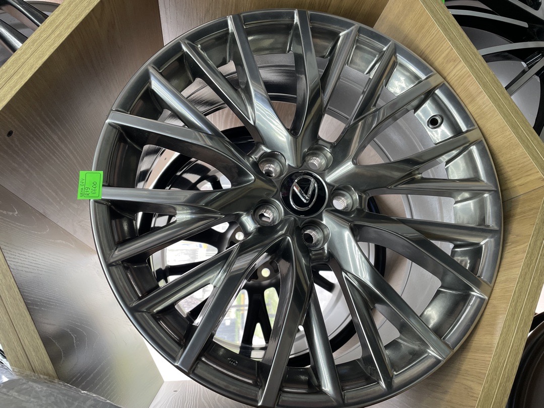 Диски литые Lexus Multi-Spoke Graphite R19, Душанбе