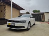 Volkswagen Jetta 2013 — фото 1 из 12