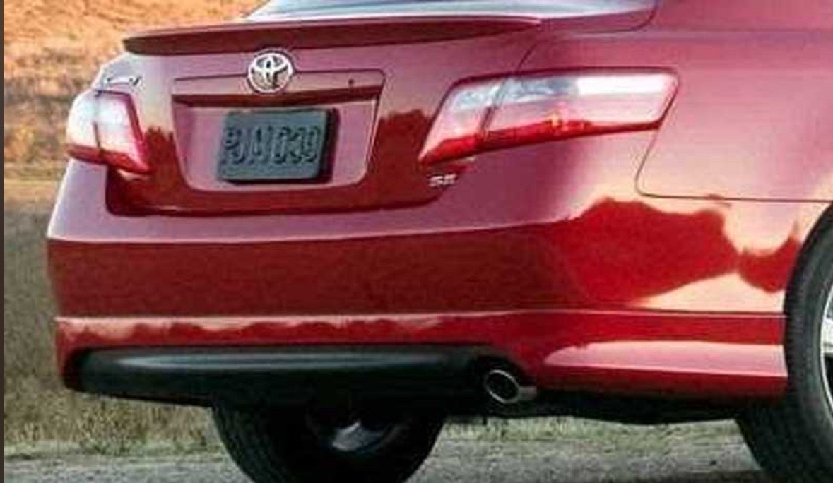 Накладка на задний бампер от Toyota Camry 2, Душанбе