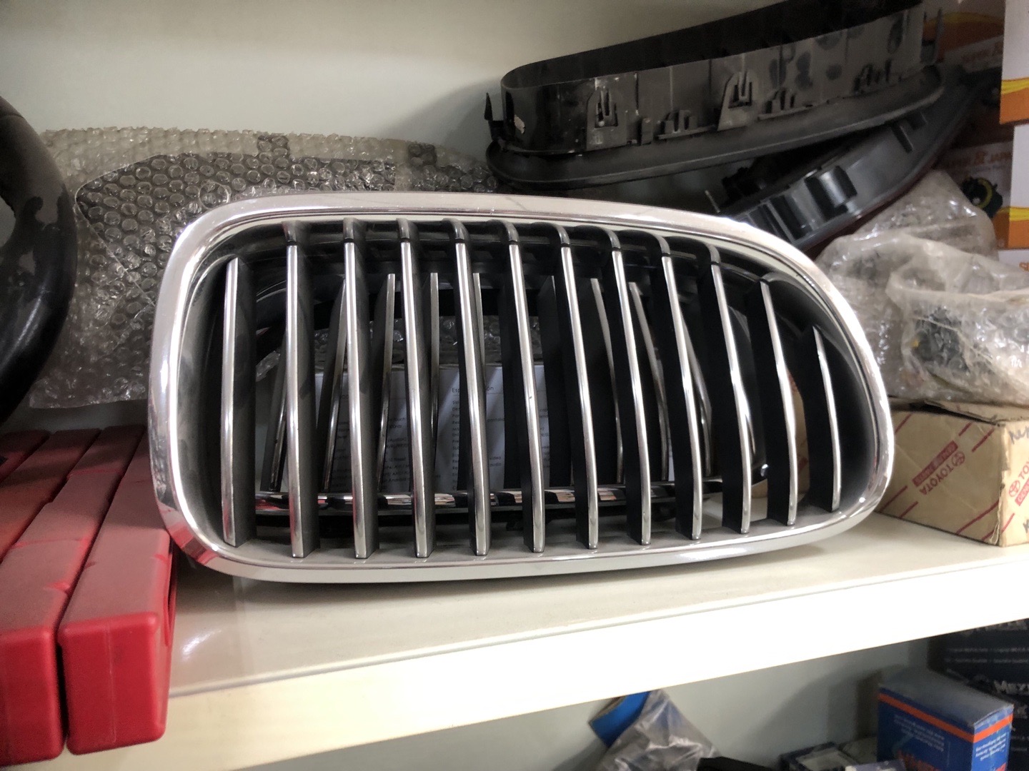 гӯшзад" (radiator grille), Душанбе