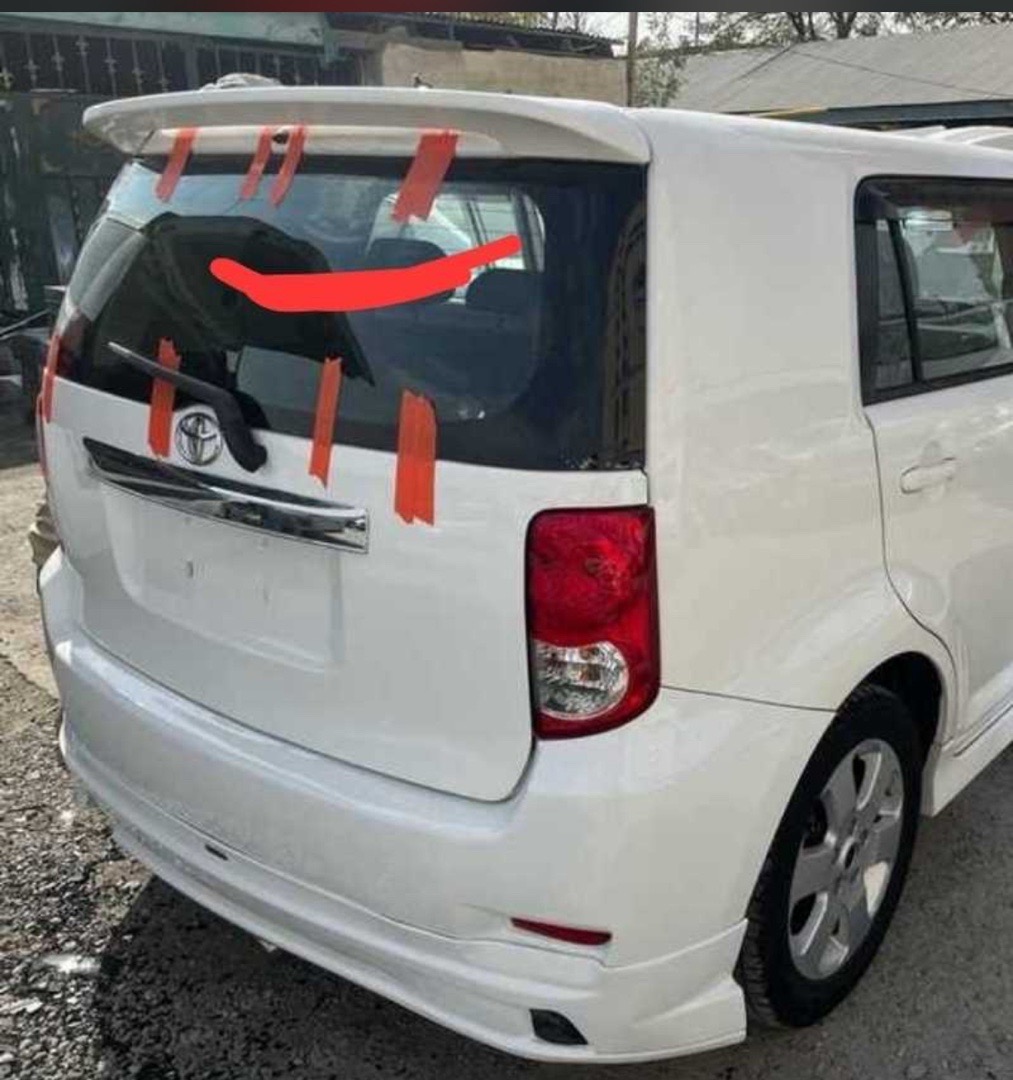 Заднее стекло для Toyota Rumion, Душанбе