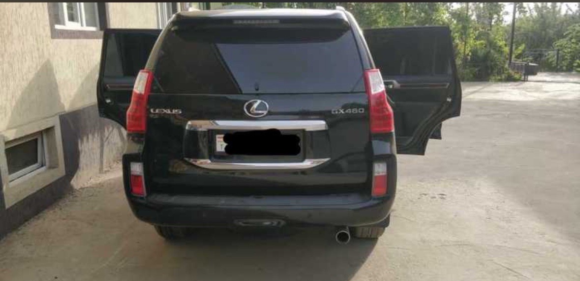 Заднее стекло от Lexus GX460, Душанбе