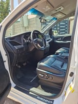 Toyota Sienna 2016 — фото 9 из 14