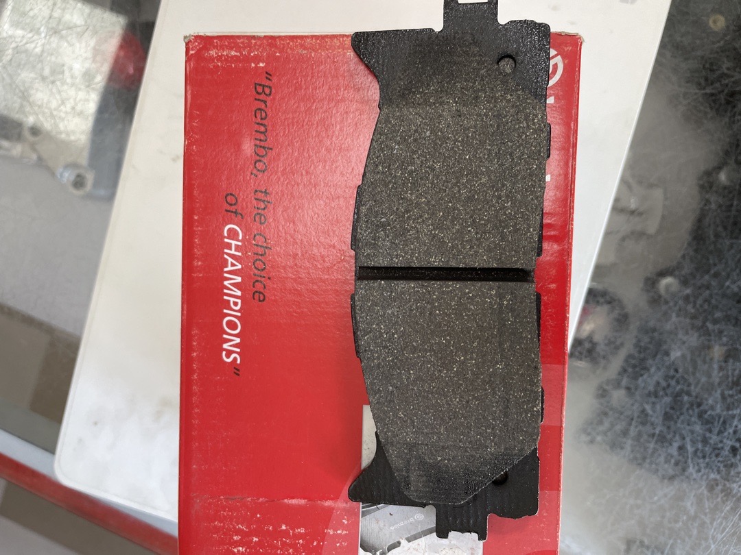 Тормозные колодки brembo передние, Душанбе