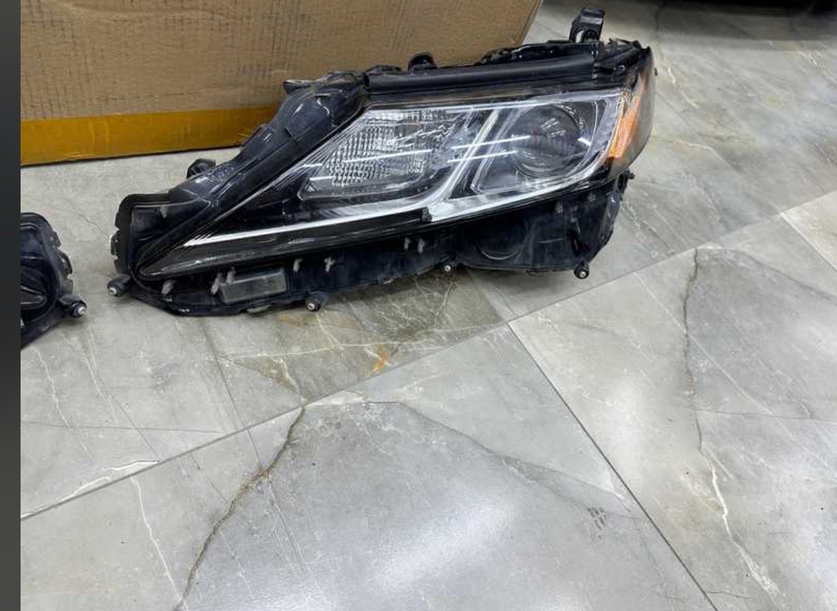 Передняя Фара от Toyota Camry V70 USA, Душанбе