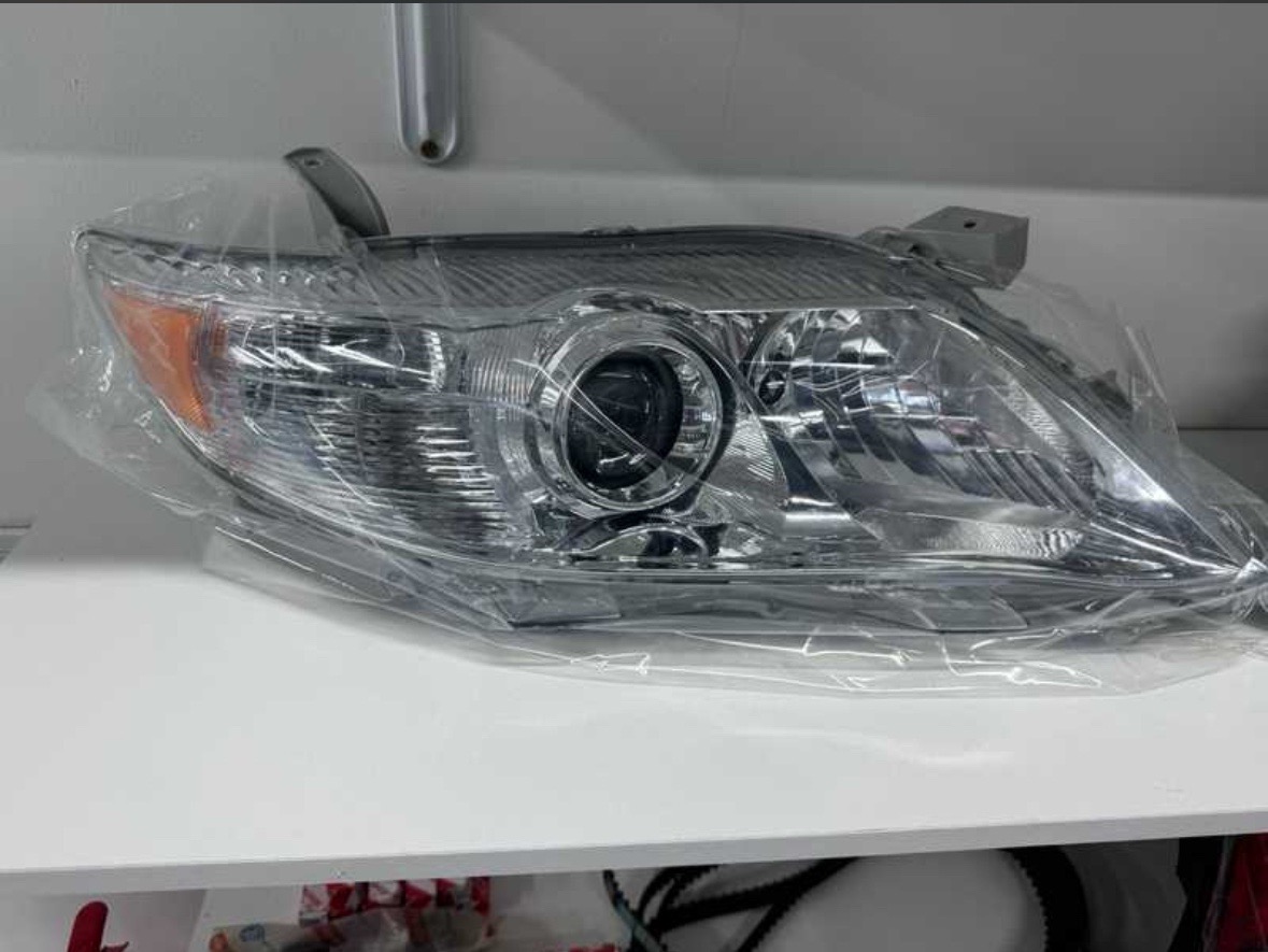 Передние фары на Toyota Camry 2, Душанбе