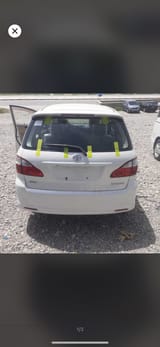 Шишахои Toyota Ipsum — фото 1 из 2