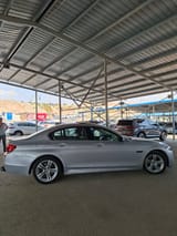 BMW 5 series 2011 — фото 4 из 6