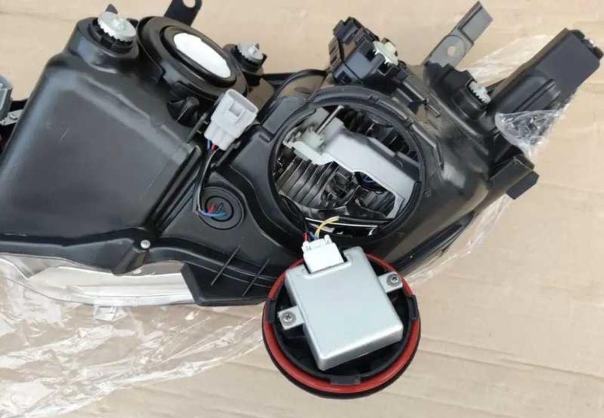 Блок фара от Toyota Camry 5 Exlusive, Душанбе