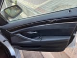 BMW 5 series 2011 — фото 13 из 15