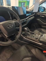 Toyota Highlander 2026 — фото 7 из 8