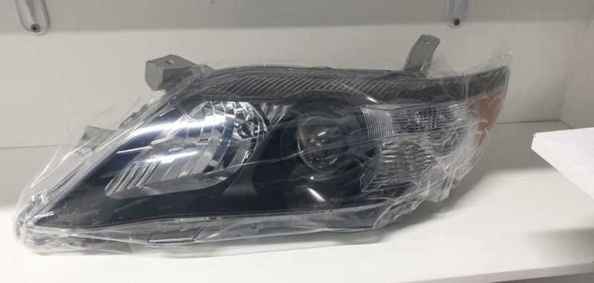 Передние фары на Toyota Camry 2 se, Душанбе