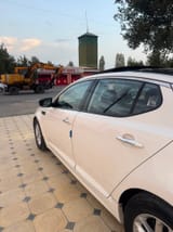 Kia K5 2011 — фото 4 из 9