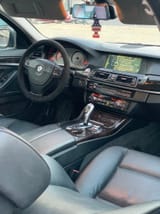 BMW 5 series 2011 — фото 7 из 10