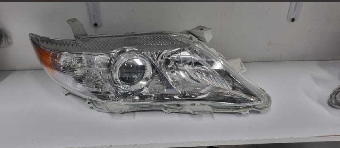 Передние фары на Toyota Camry 2, Душанбе