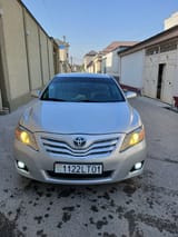 Toyota Camry 2010 — фото 2 из 13