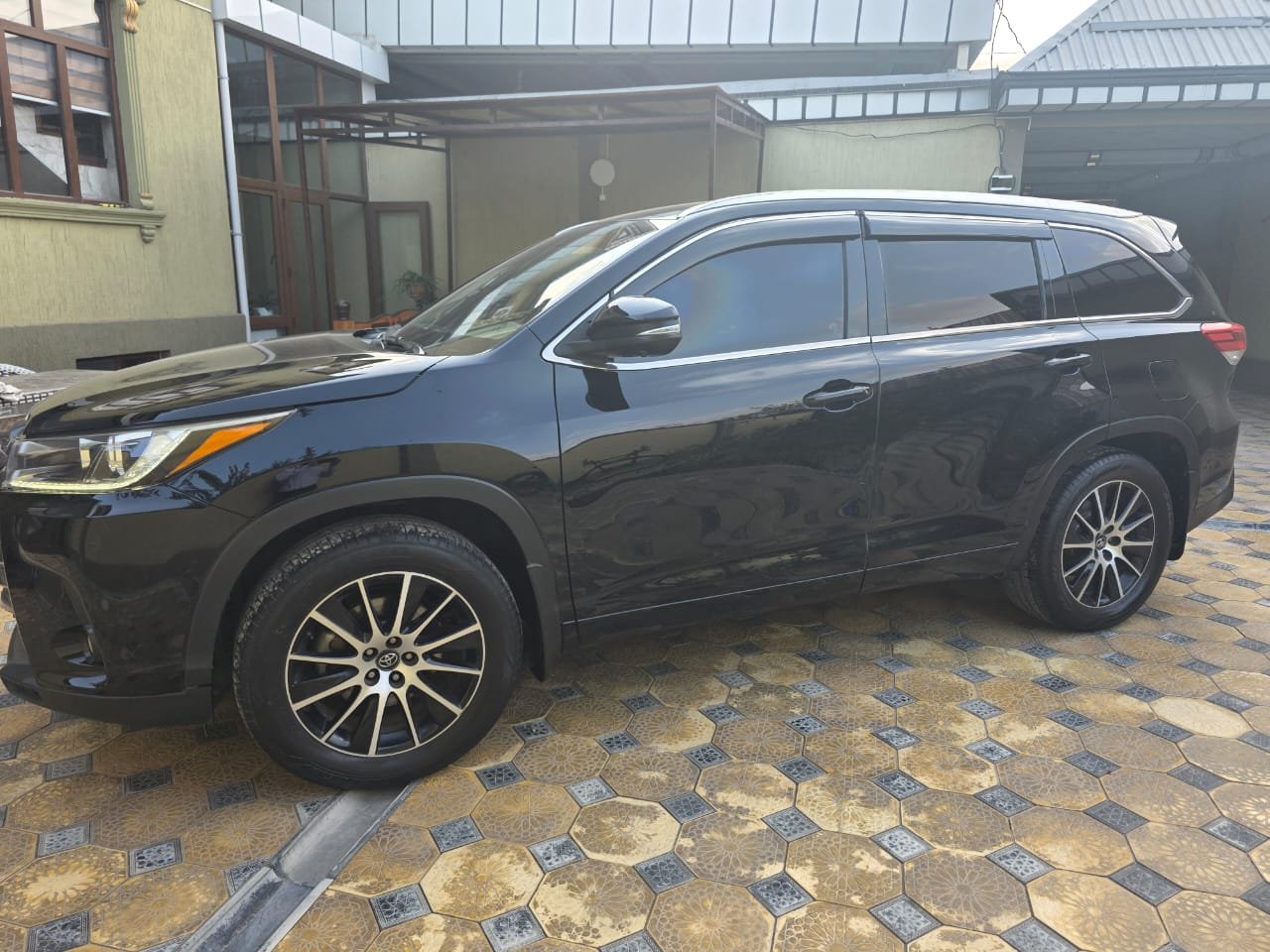 Toyota Highlander, 2018, Душанбе