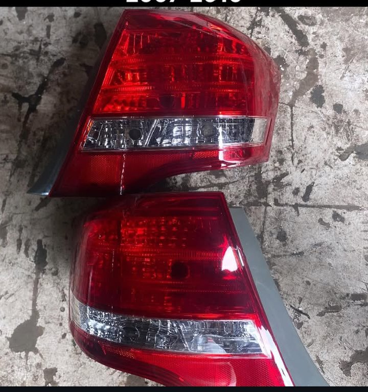 Задний стоп Фар Toyota axio, Душанбе