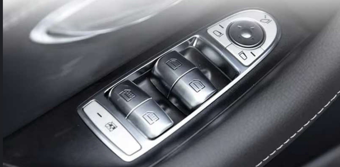 Кнопка Стеклоподъемника Mersedes Benz W213, Душанбе