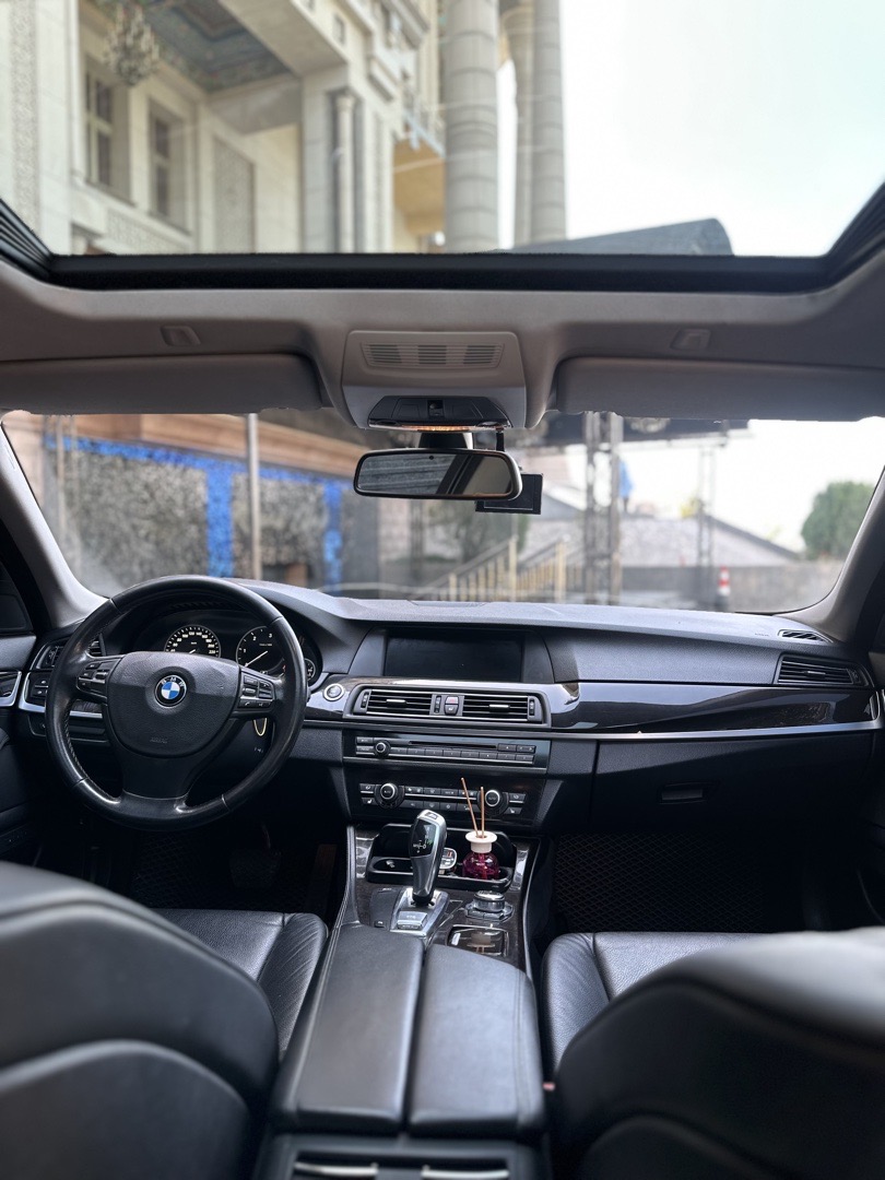 BMW 5 series, 2011, Душанбе