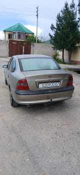 Opel Vectra B 1996 — фото 6 из 8