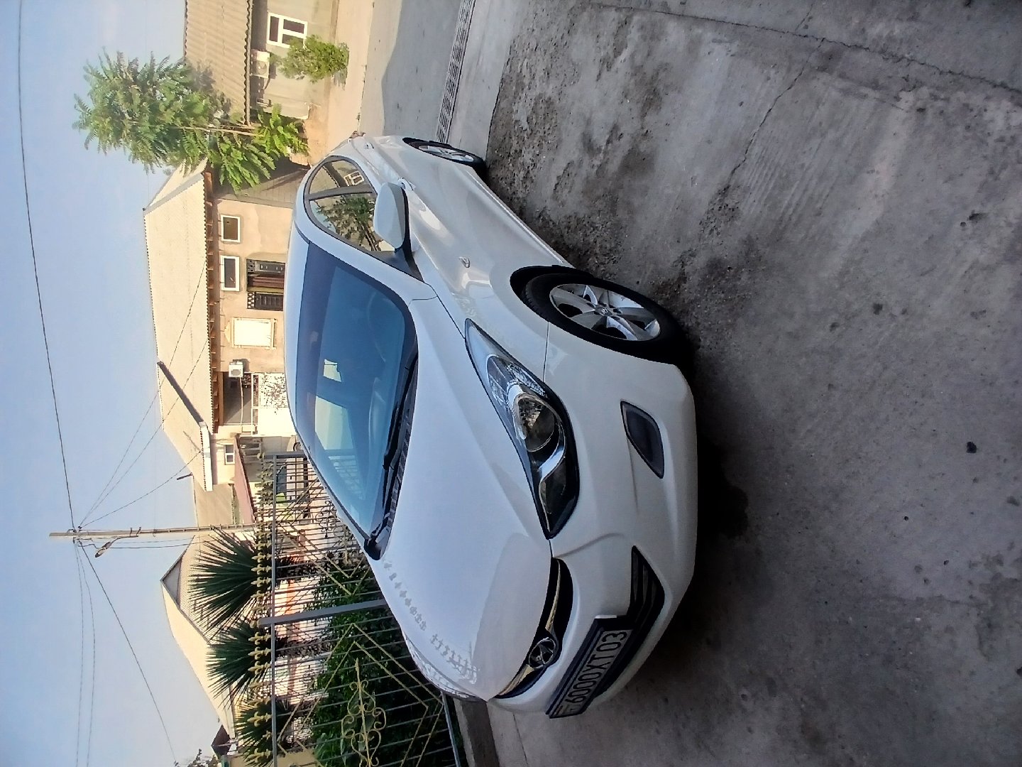 Hyundai Elantra, 2012, Бохтар